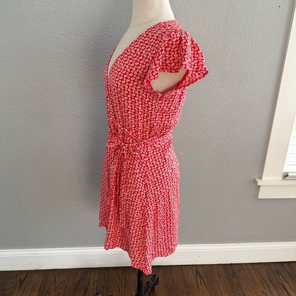 Aerie Floral wrap dress Size XS EUC - Picture 5 of 8